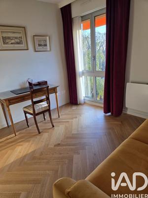 Appartement - 77 m² - 3 pièces