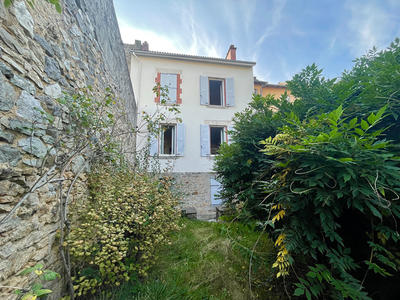 Maison - 111 m² - 5 pièces