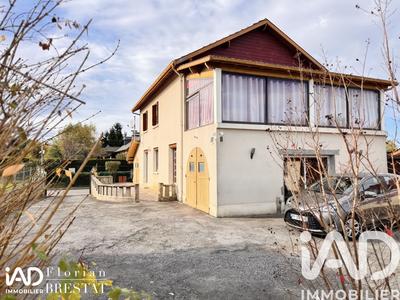 Maison - 158 m² - 7 pièces