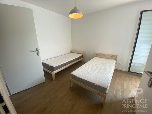 Appartement - 83 m² - 4 pièces