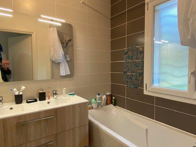 Maison - 79 m² - 4 pièces