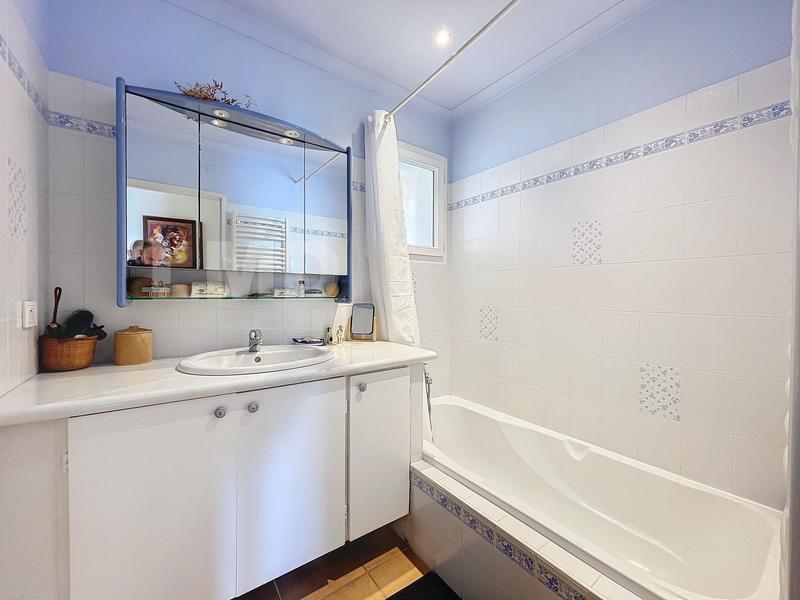 Appartement - 74 m² - 3 pièces