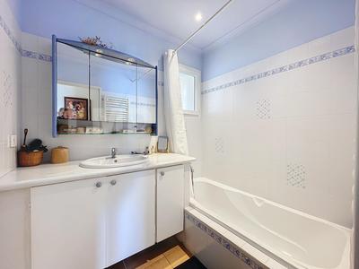 Appartement - 74 m² - 3 pièces