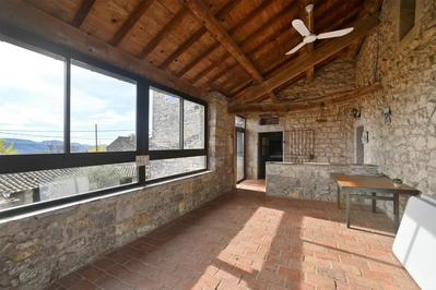 Mas - 380 m² - 14 pièces