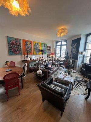 Appartement - 100 m² - 4 pièces