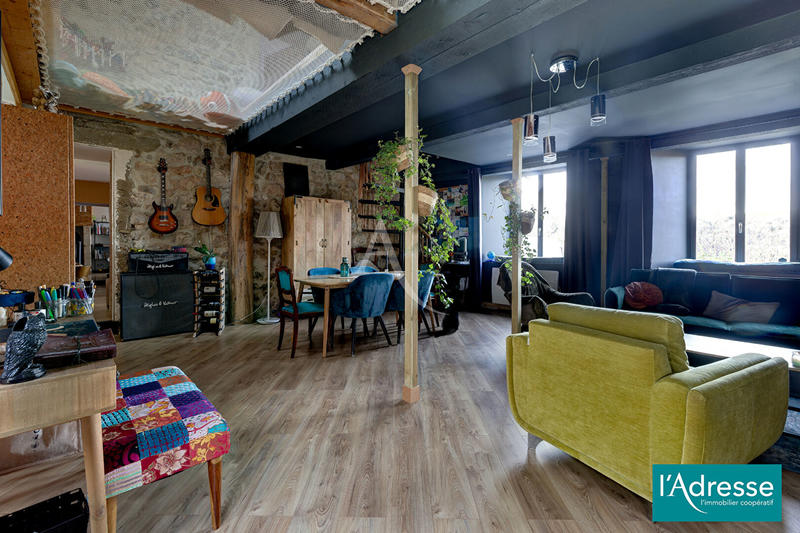 Maison - 186 m² - 7 pièces