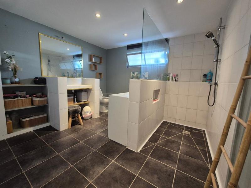 Maison - 101 m² - 5 pièces