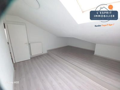 Appartement - 93 m² - 5 pièces