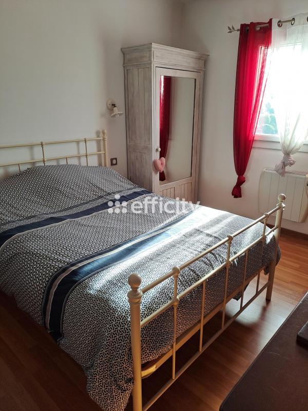 Maison - 200 m² - 5 pièces