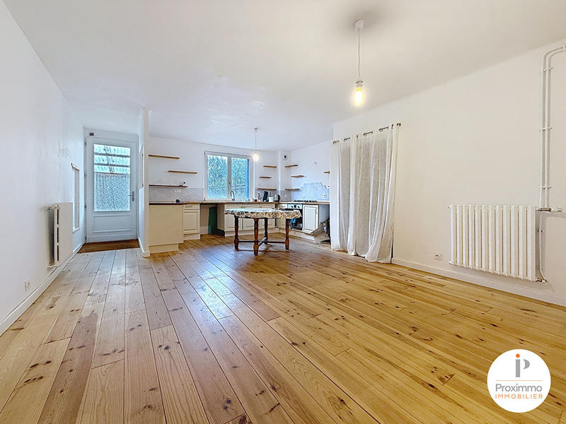 Maison - 82 m² - 4 pièces