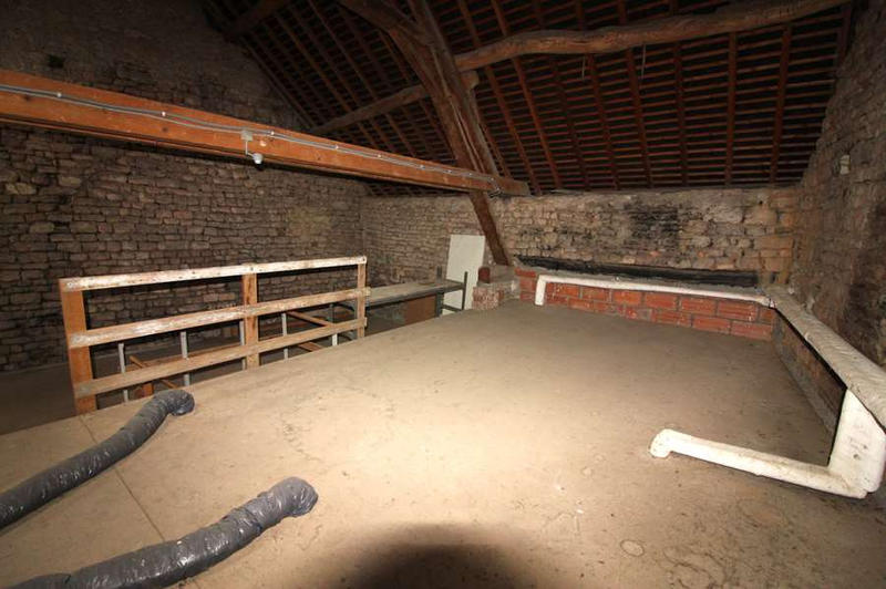 Maison - 96 m² - 5 pièces