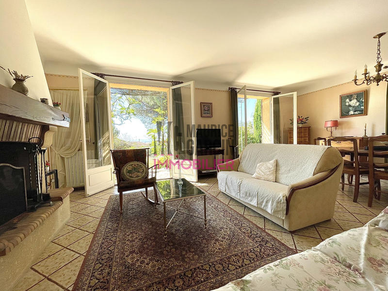 Maison - 148 m² - 6 pièces