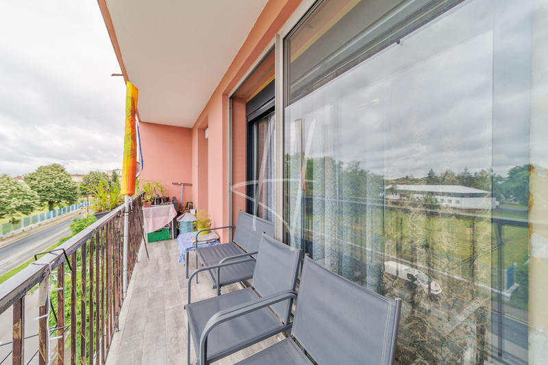 Appartement - 86 m² - 5 pièces