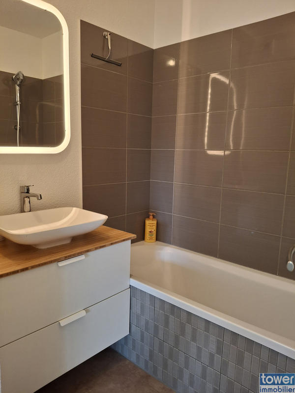 Appartement - 57 m² - 3 pièces