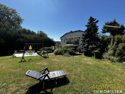 Maison ancienne - 315 m² - 8 pièces