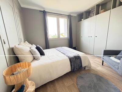 Maison - 177 m² - 7 pièces