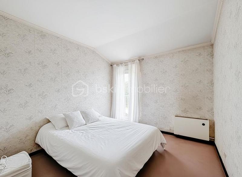 Villa - 100 m² - 5 pièces