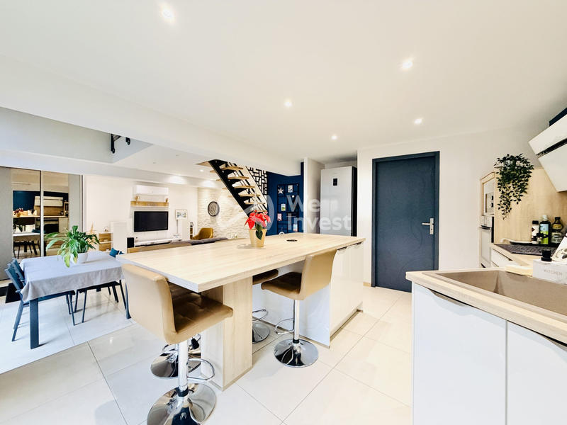 Maison - 102 m² - 4 pièces