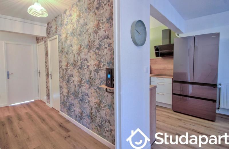 Chambre - 9 m² - 1 pièce