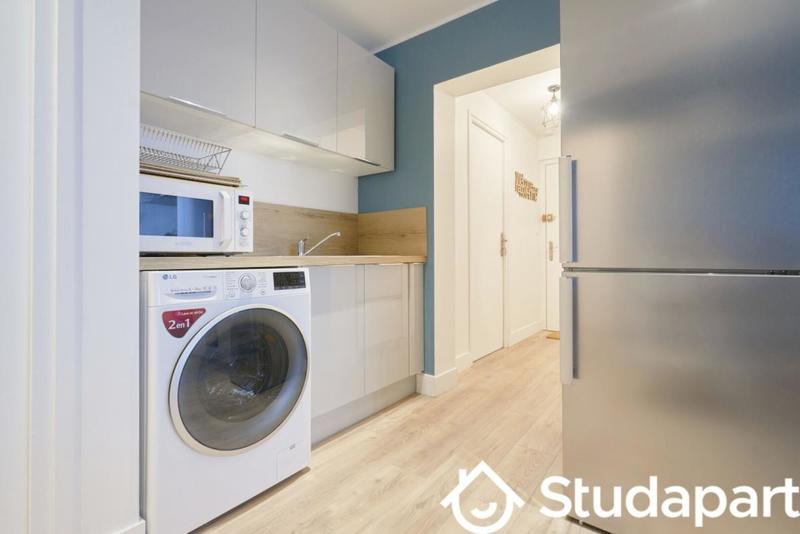 Chambre - 9 m² - 1 pièce