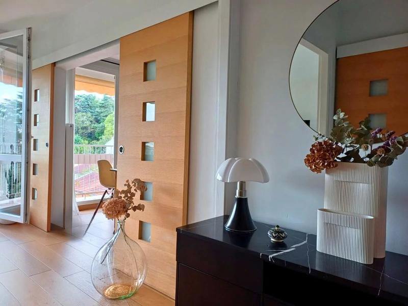 Appartement - 83 m² - 5 pièces