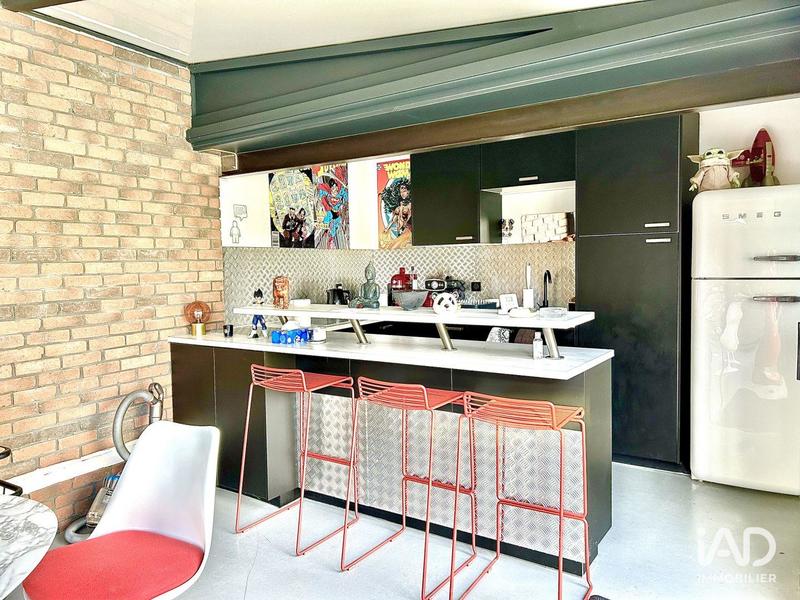 Maison - 203 m² - 11 pièces