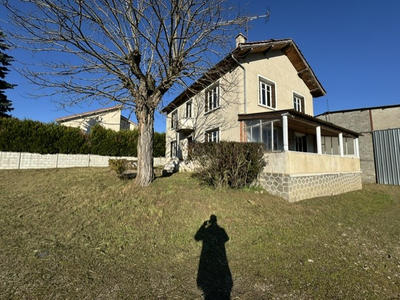 Maison - 139 m² - 6 pièces