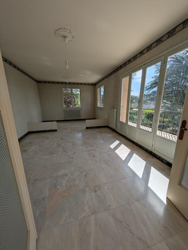 Maison - 91 m² - 5 pièces