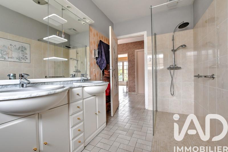 Maison - 152 m² - 7 pièces