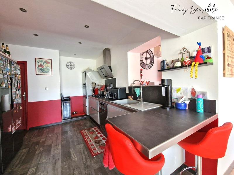 Maison - 102 m² - 4 pièces