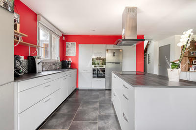 Maison - 122 m² - 5 pièces