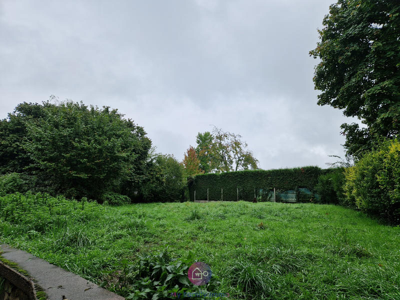 Maison - 227 m² - 15 pièces