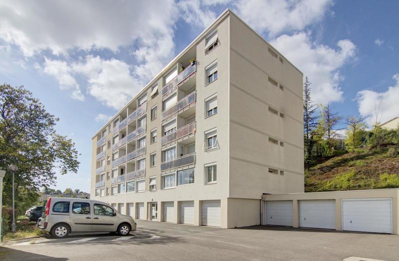 Appartement - 98 m² - 4 pièces