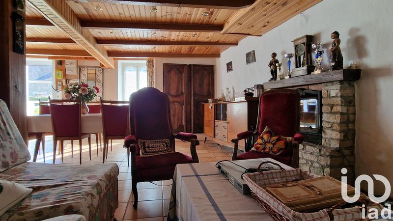 Maison - 105 m² - 5 pièces