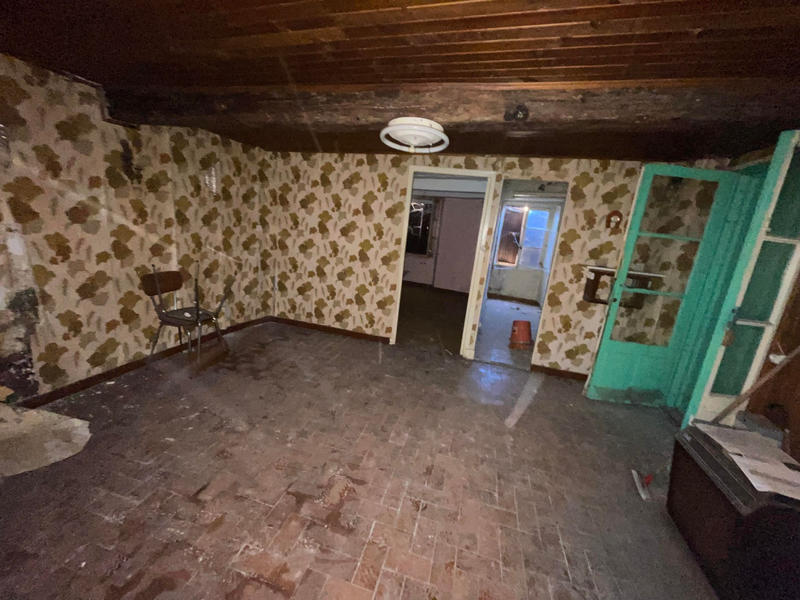 Maison de village - 105 m² - 10 pièces