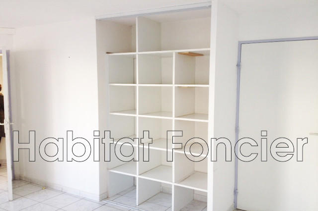 Bureau - 69 m²