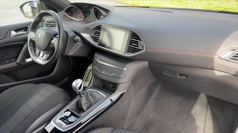 Peugeot 308 1.6 BlueHdi 120 Gt Line