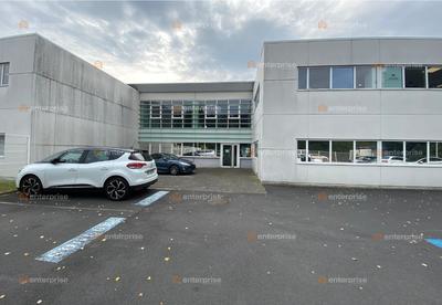 Bureau - 162 m²