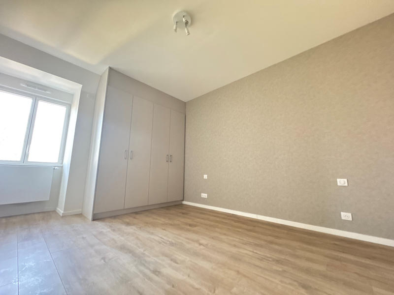 Appartement - 84 m² - 4 pièces