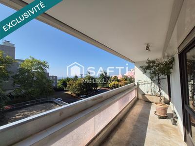 Appartement - 113 m² - 5 pièces