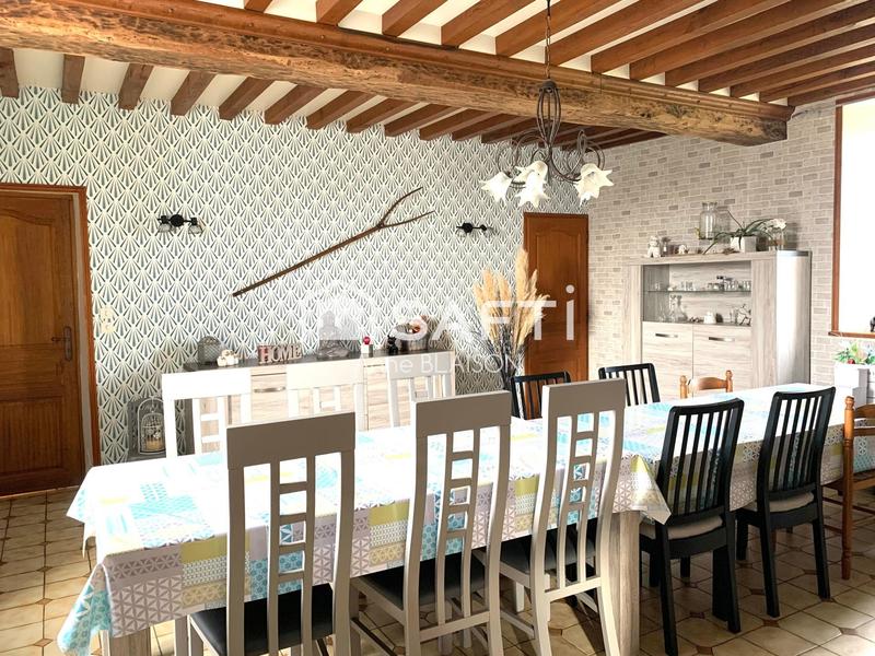 Maison - 209 m² - 7 pièces