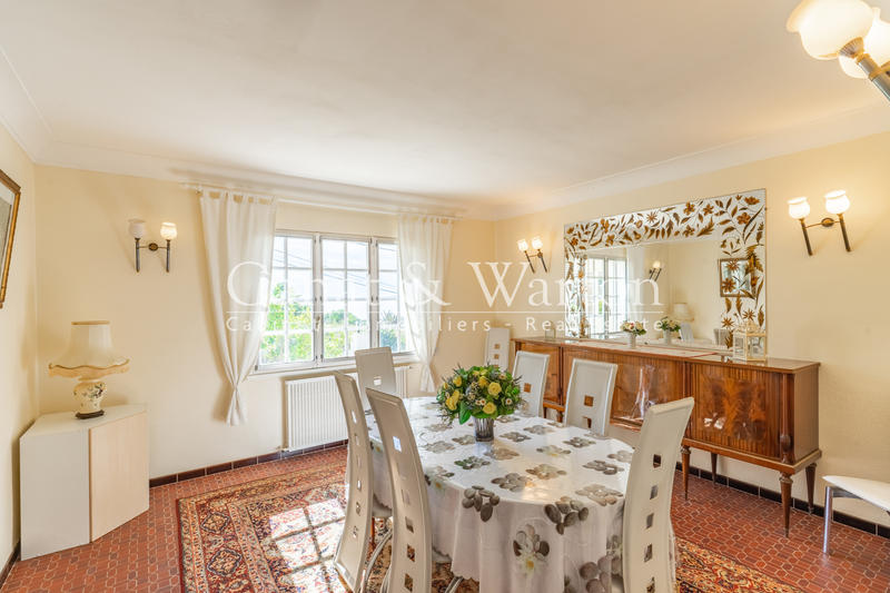 Villa - 181 m² - 7 pièces