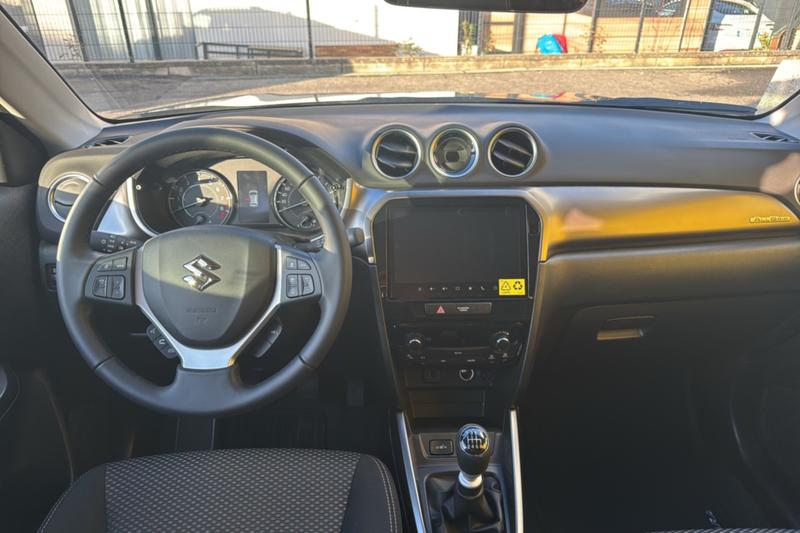 Suzuki Vitara Hybrid 110 Privilege Allg
