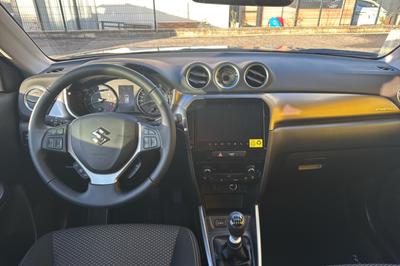 Suzuki Vitara Hybrid 110 Privilege Allg