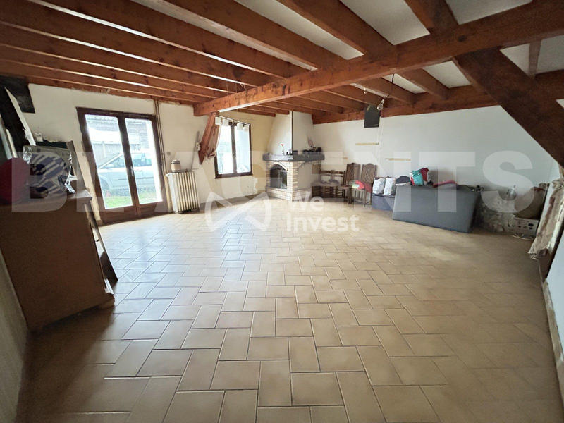 Maison - 250 m² - 8 pièces