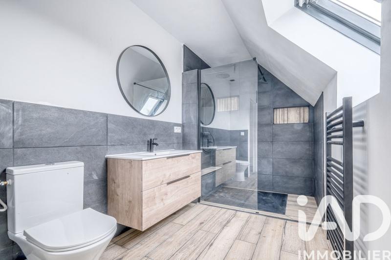 Maison - 104 m² - 5 pièces