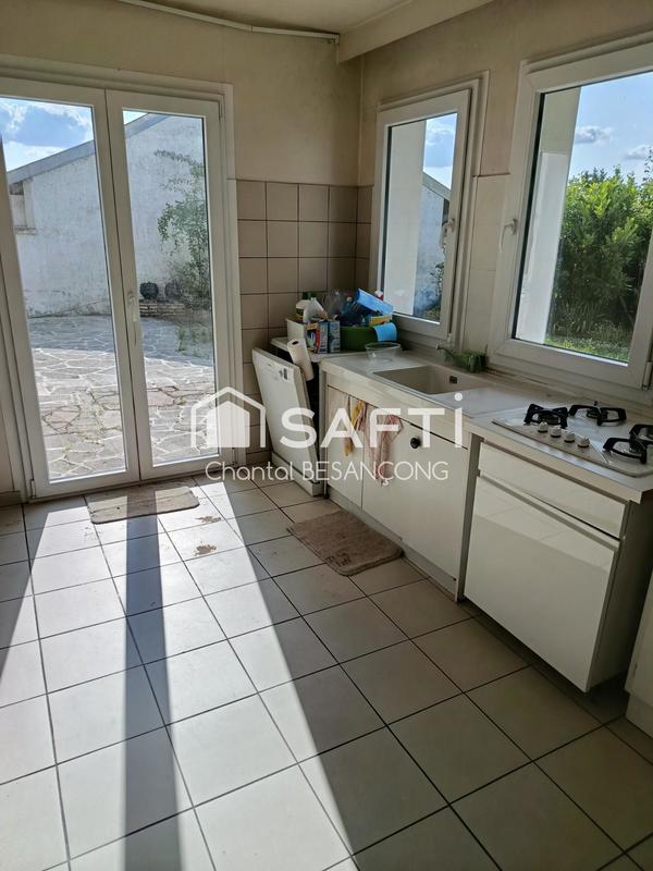 Maison - 192 m² - 8 pièces