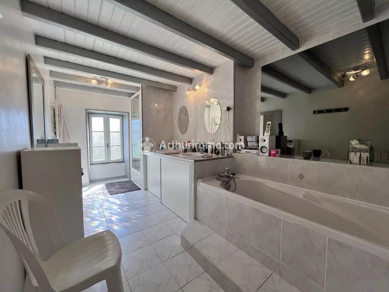 Maison - 165 m² - 5 pièces