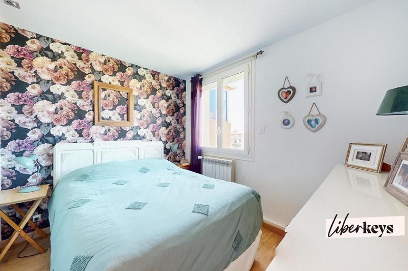 Appartement - 77 m² - 4 pièces