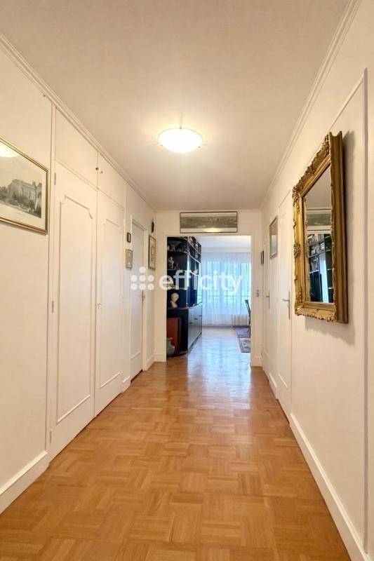 Appartement - 82 m² - 3 pièces